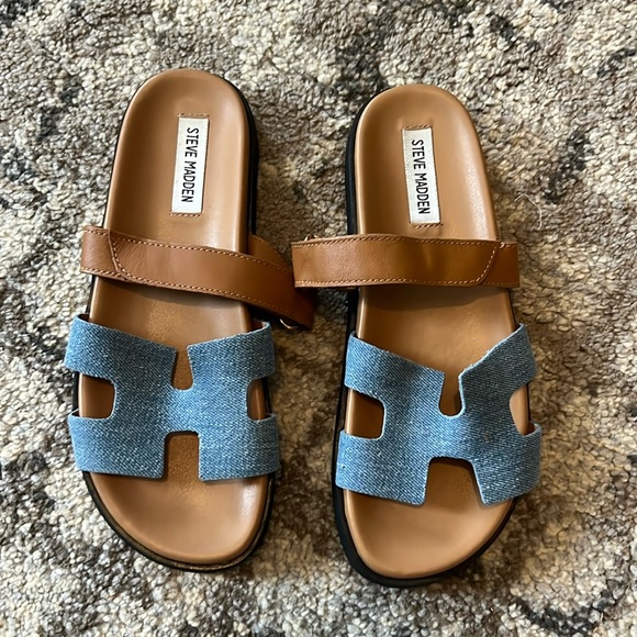 Super cute Steve Madden sandals!  Worn once! - Picture 1 of 3